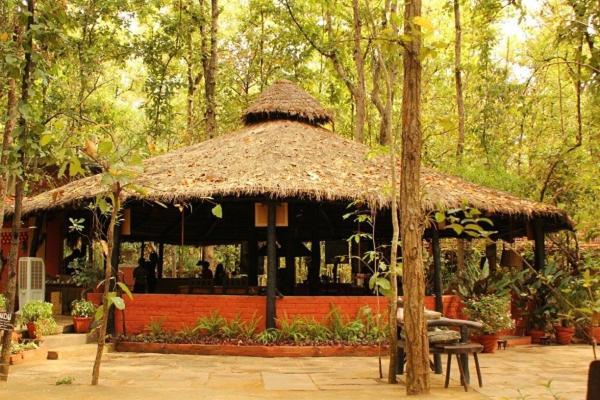 Kanha Jungle Lodge Dhanwār Exterior foto