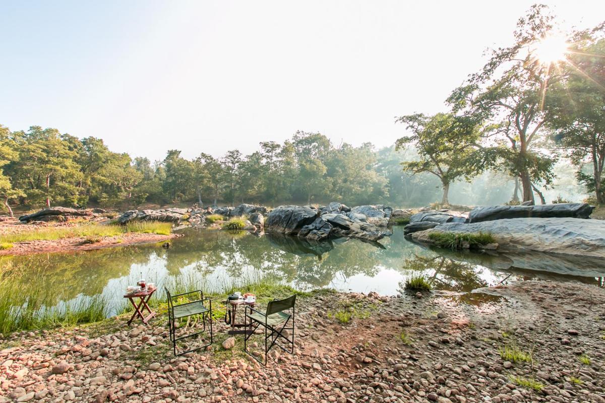 Kanha Jungle Lodge Dhanwār Exterior foto